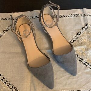 Journee Collection Gray Suede Mules Flats w/ Ankle Strap. Size 8.5.